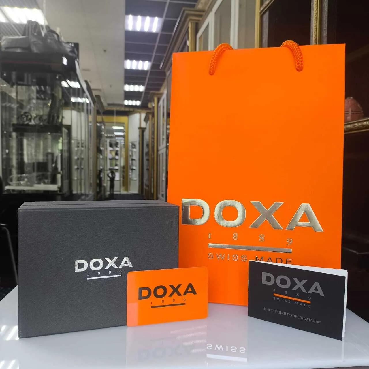 DOXA 354.10.101o.01
